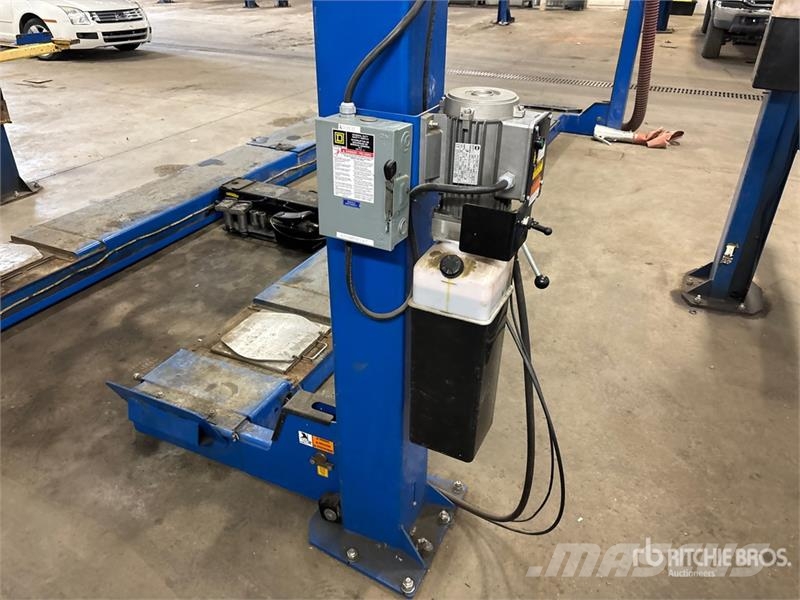 Rotary ARO14N101Y 4 Post 14000 lb Vehicle Lift Gradbeništvo - drugo