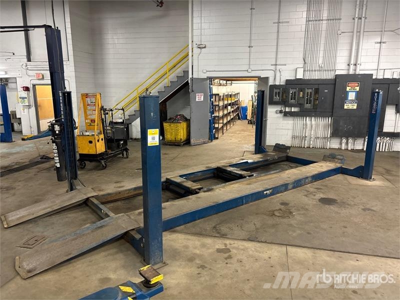  Rotary SM180 4 Post 18000 lb Vehicle Lift Építőipar - Egyebek