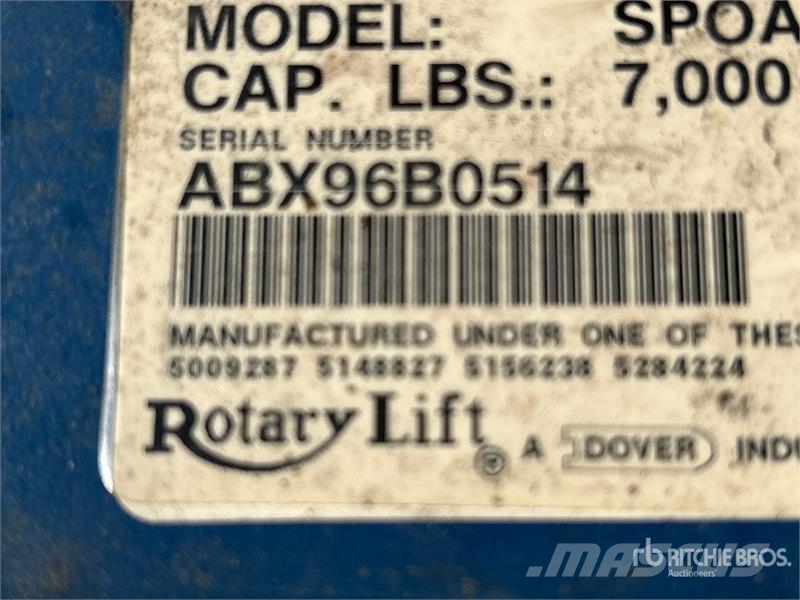  Rotary SP0A7100 2 Post 7000 lb Vehicle Lift Gradbeništvo - drugo
