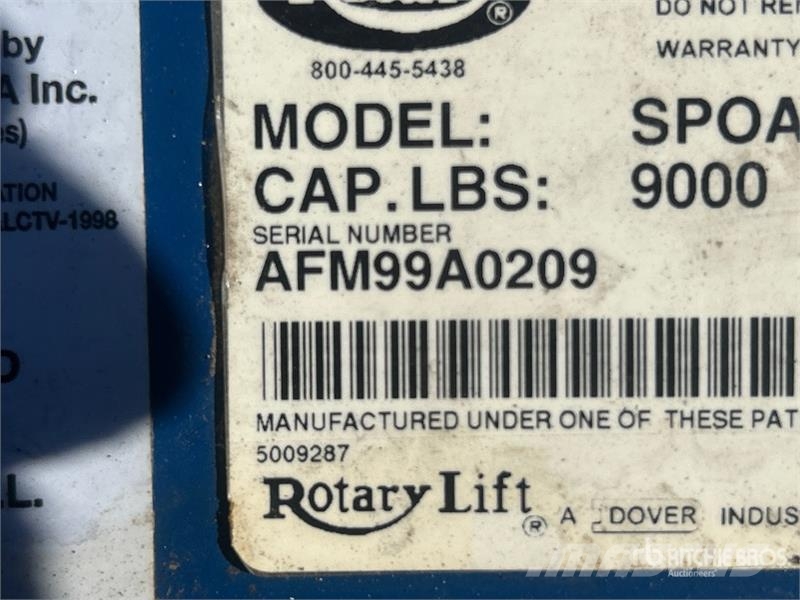  Rotary SP0A9200 2 Post 9000 lb Vehicle Lift Gradbeništvo - drugo