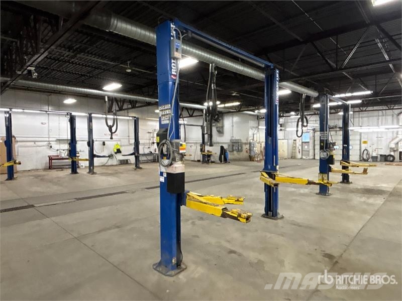  Rotary SPO10N700 2 Post 10000 lb Vehicle Lift معدات البناء - غير ذلك