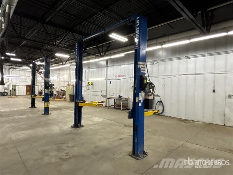  Rotary SPO10N700 2 Post 10000 lb Vehicle Lift معدات البناء - غير ذلك