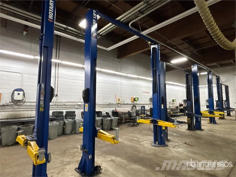  Rotary SPO12N10T5 2 Post 12000 lb Vehicle Lift Stavebnictví - ostatní