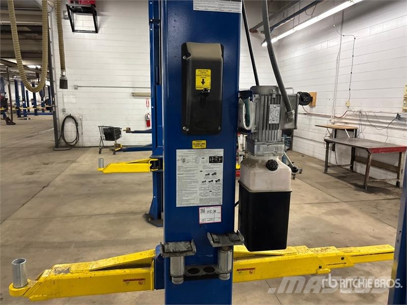 Rotary SPO12N7T5 2 Post 12000 lb Vehicle Lift Építőipar - Egyebek