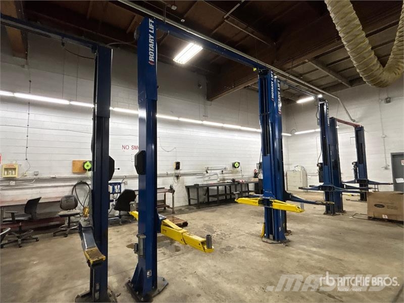 Rotary SPO12N7T5 2 Post 12000 lb Vehicle Lift Építőipar - Egyebek