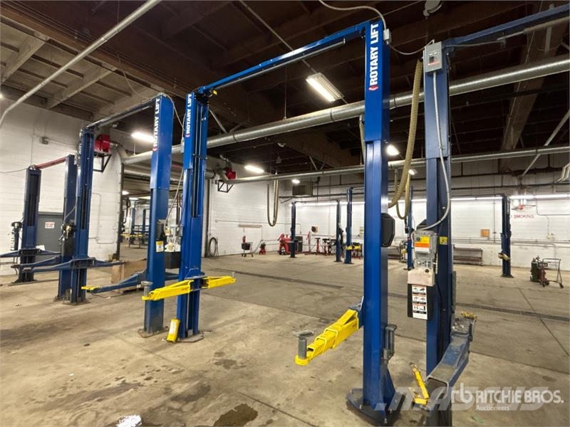 Rotary SPO12N7T5 2 Post 12000 lb Vehicle Lift Építőipar - Egyebek