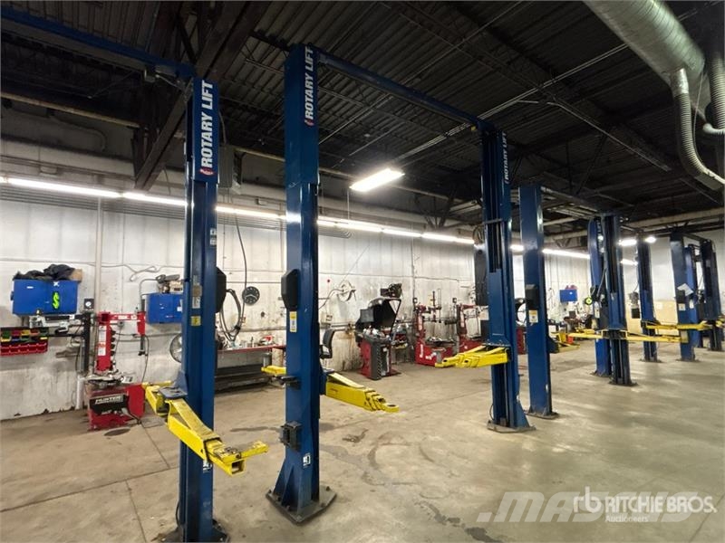  Rotary SPO12U7T5 2 Post 12000 lb Vehicle Lift معدات البناء - غير ذلك