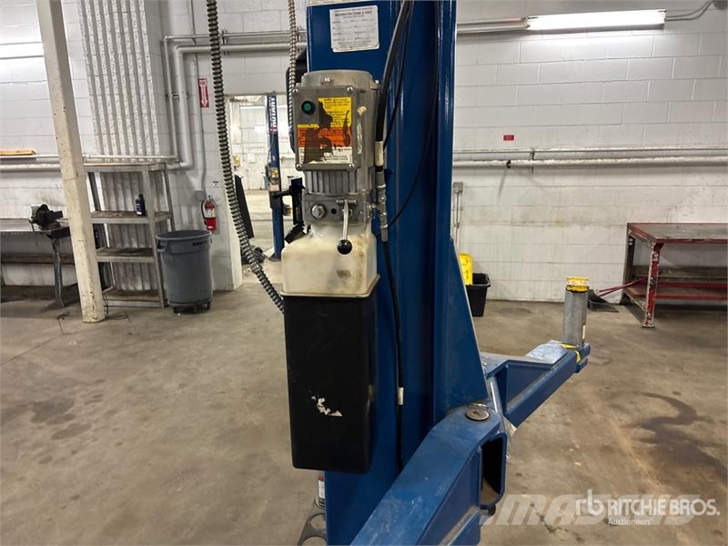  Rotary SPO15N310 2 Post 15000 lb Vehicle Lift Construcción - Otros