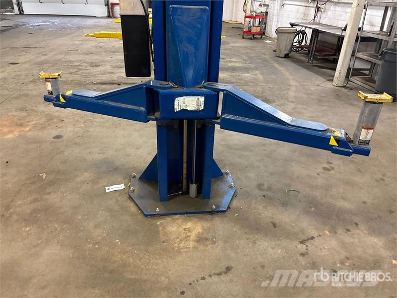  Rotary SPO15N310 2 Post 15000 lb Vehicle Lift Construcción - Otros