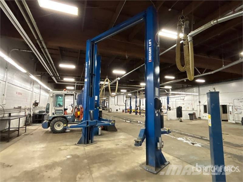  Rotary SPO18N310 2 Post 18000 lb Vehicle Lift Gradbeništvo - drugo