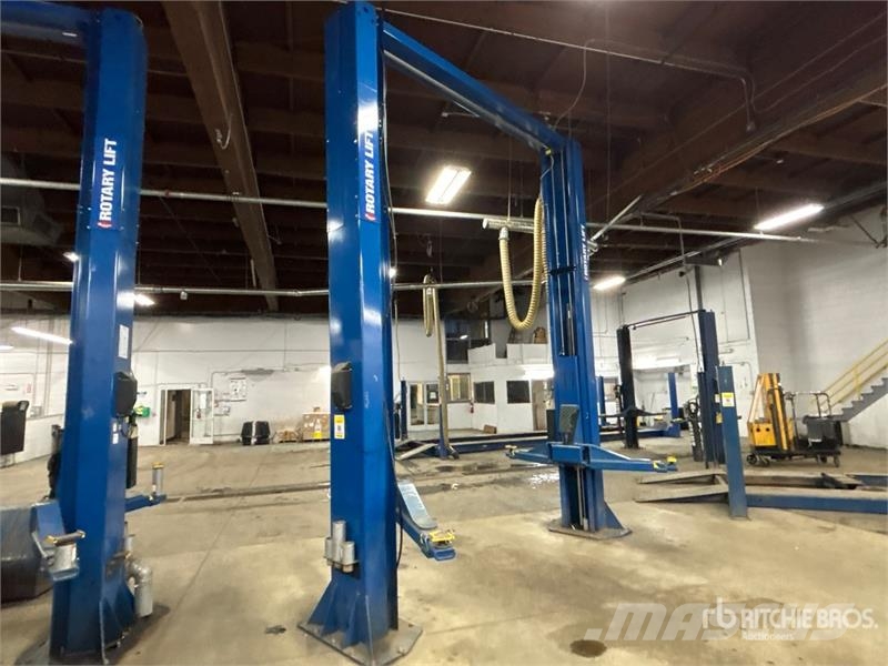  Rotary SPO18N310 2 Post 18000 lb Vehicle Lift Gradbeništvo - drugo