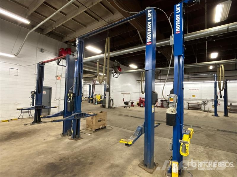  Rotary SPO9-100 2 Post 9000 lb Vehicle Lift Építőipar - Egyebek