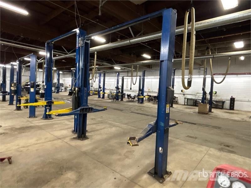 Rotary SPO9-100 2 Post 9000 lb Vehicle Lift Építőipar - Egyebek