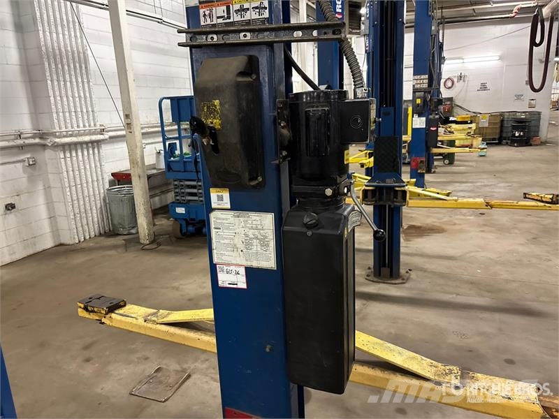  Rotary SPO9-200 2 Post 9000 lb Vehicle Lift Construcción - Otros