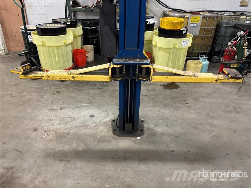  Rotary SPO9-200 2 Post 9000 lb Vehicle Lift Construcción - Otros