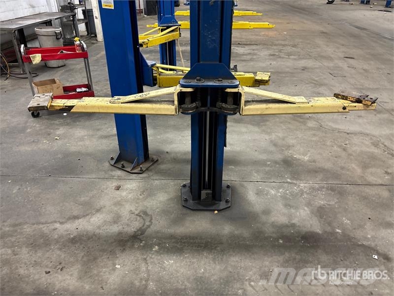  Rotary SPO9-200 2 Post 9000 lb Vehicle Lift Construcción - Otros