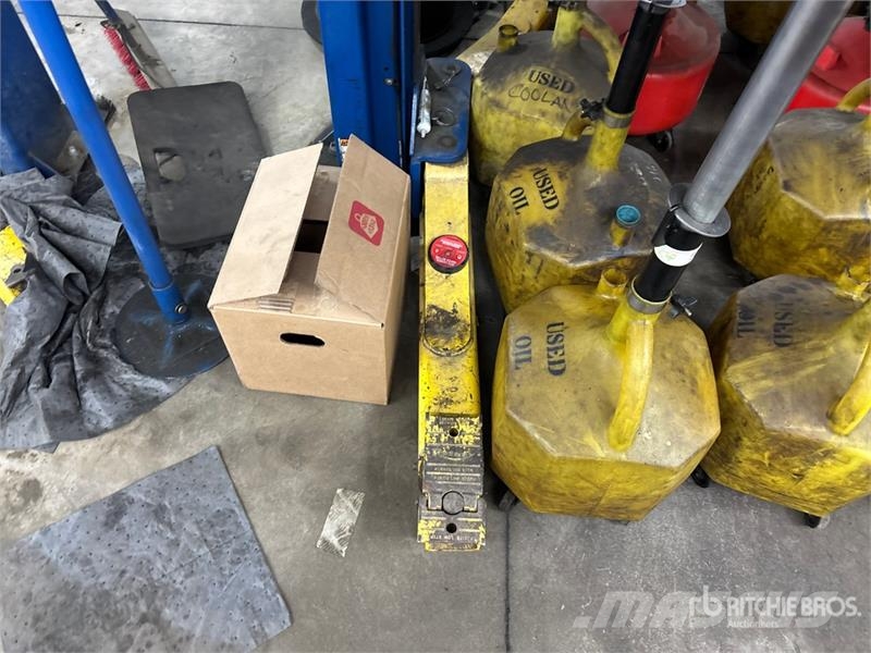  Rotary SPO9N400 2 Post 9000 lb Vehicle Lift Construcción - Otros