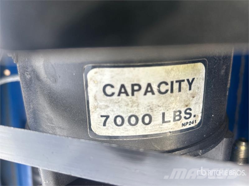  Rotary SPOA10N500 10000 lb Vehicle Lift Construction - Others