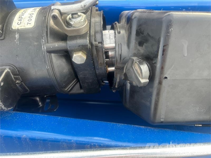 Rotary SPOA10N500 10000 lb Vehicle Lift Construction - Others