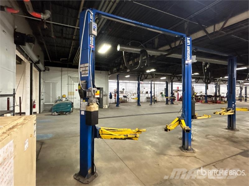  Rotary SPOA10N700 2 Post 10000 lb Vehicle Lift معدات البناء - غير ذلك