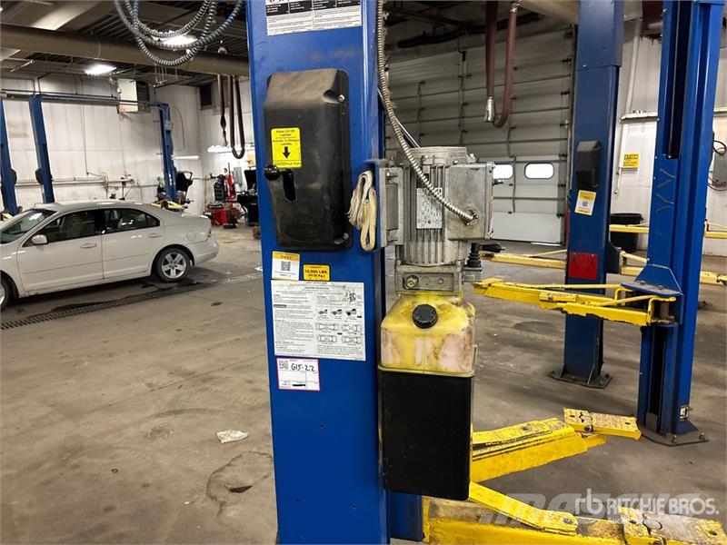 Rotary SPOA10N700 2 Post 10000 lb Vehicle Lift معدات البناء - غير ذلك