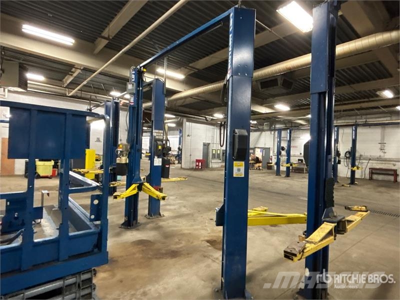  Rotary SPOA10N700 2 Post 10000 lb Vehicle Lift Construcción - Otros