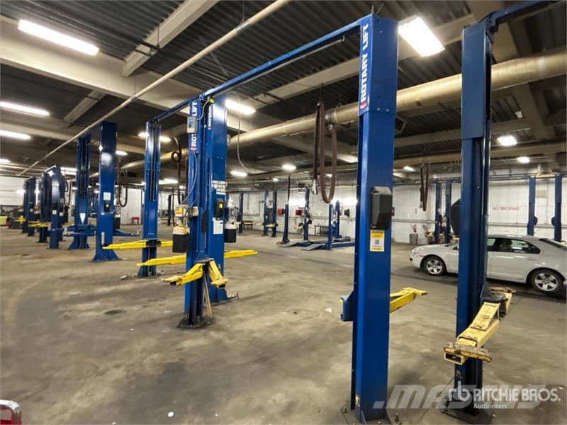 Rotary SPOA10N700 2 Post 10000 lb Vehicle Lift معدات البناء - غير ذلك