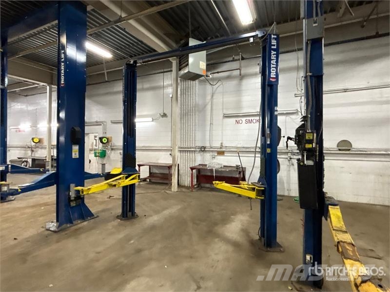  Rotary SPOA10N700 2 Post 10000 lb Vehicle Lift Construcción - Otros