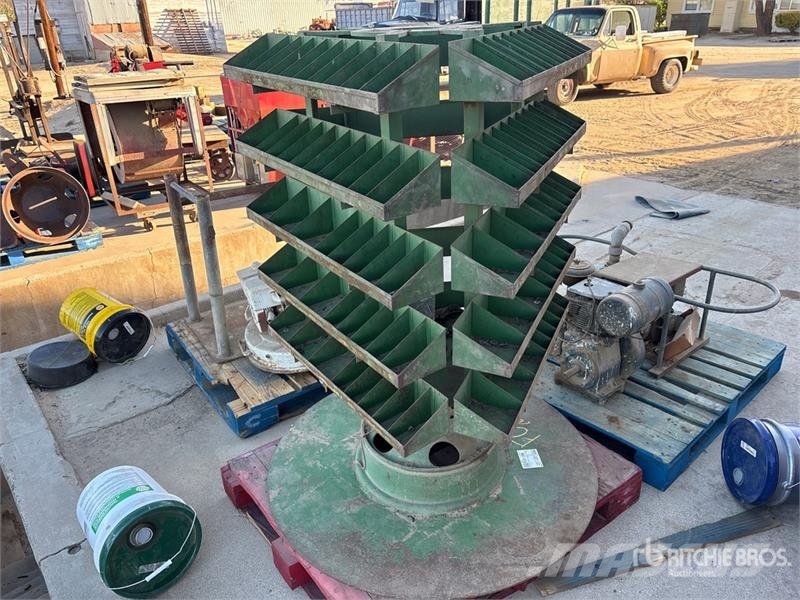  Rotating Storage Rack Storage Rack 燃氣儲存與供應設備