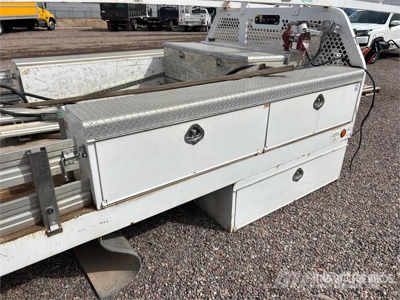 Royal 12 ft Service Body مكونات أخرى
