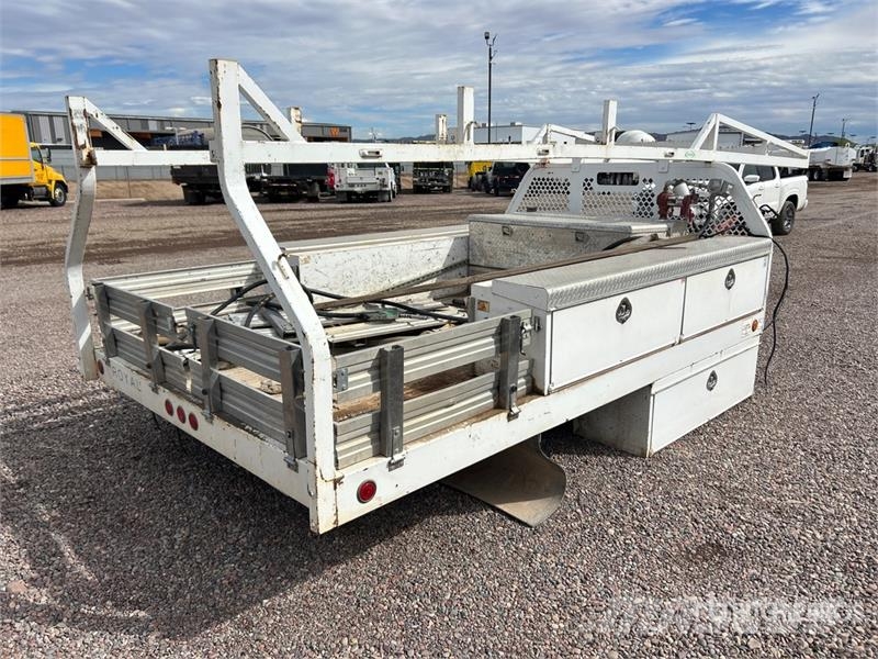 Royal 12 ft Service Body مكونات أخرى