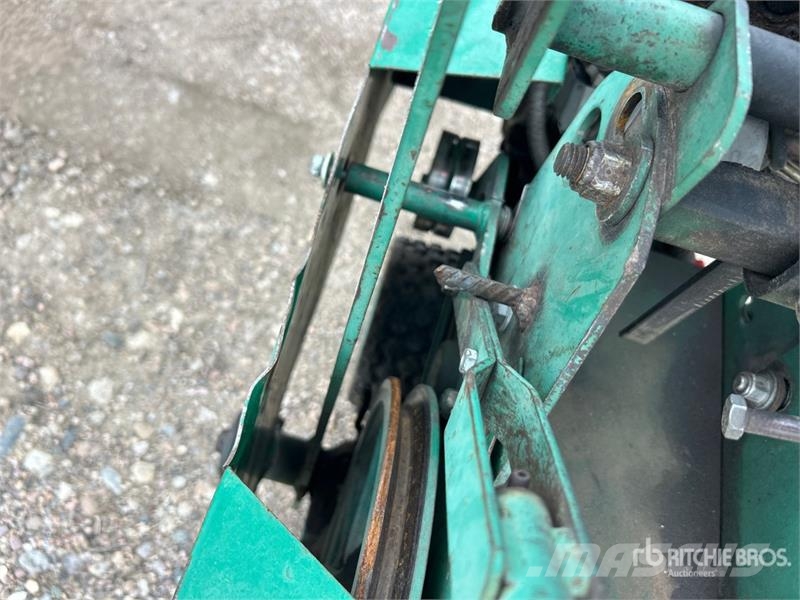 Ryan Sod Harvester Other groundscare machines