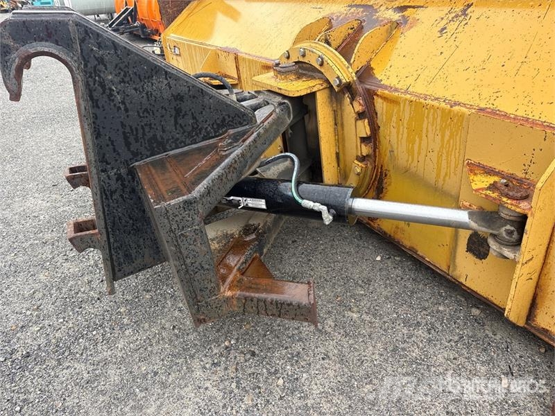 RyLind 16 ft 8 in 16 ft Hydraulic Snow Plow Lame pentru dezapezire si pluguri