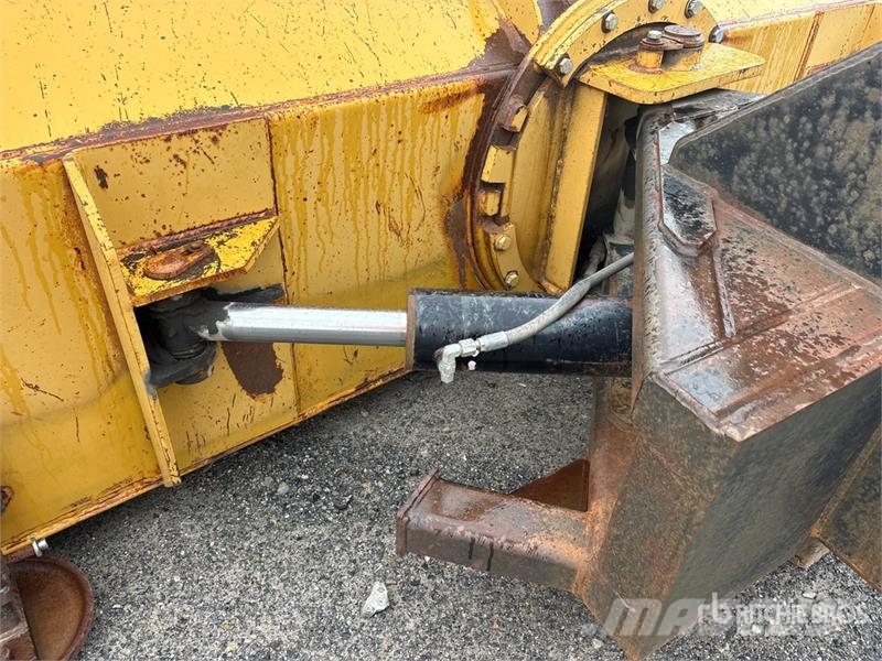 RyLind 16 ft 8 in 16 ft Hydraulic Snow Plow Lame pentru dezapezire si pluguri