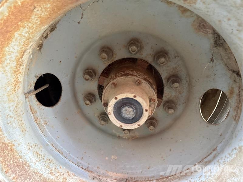 S/A Frac Tank Építőipar - Egyebek