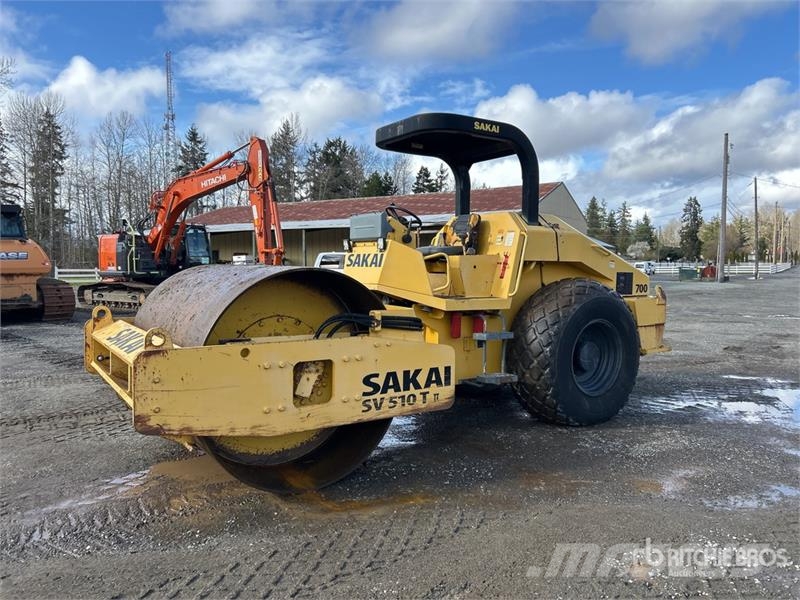Sakai SV510 单轮压路机