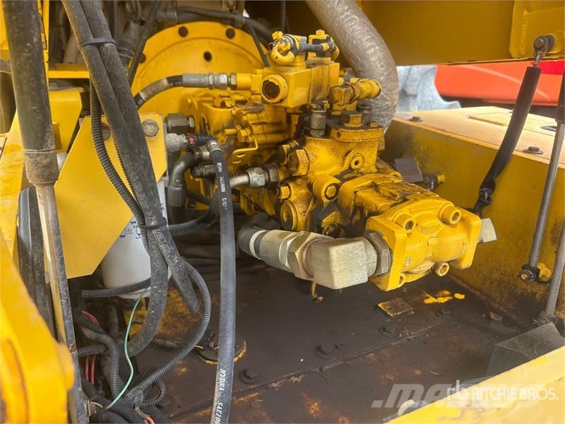 Sakai SV510 Padfoot Drum Compactor Single drum rollers