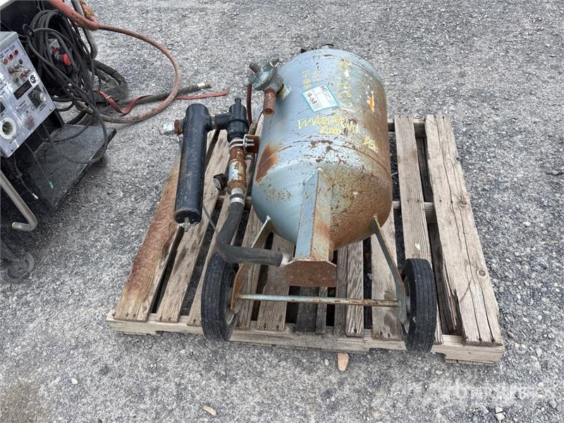 Sand Blast Pot Other components