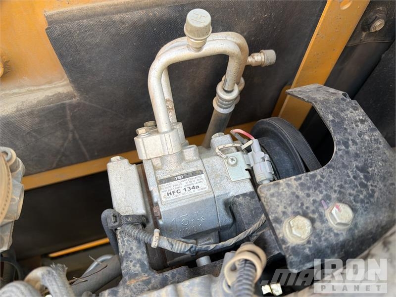 Sany SY135C Lánctalpas kotrók