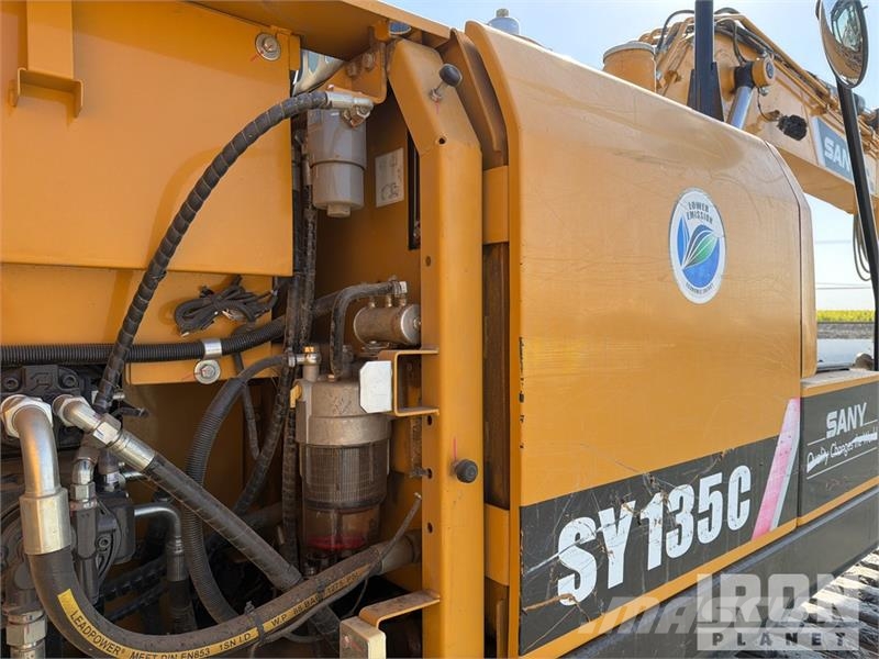 Sany SY135C Lánctalpas kotrók