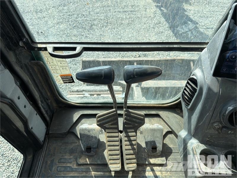 Sany SY135C Lánctalpas kotrók
