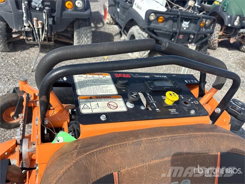 Scag SVRII-48V-23CV 4x2 Stand-On Lawn Mower (Inoperable Kosiarki ogrodowe