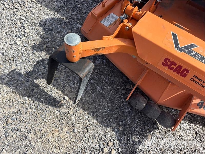 Scag SVRII-48V-23CV 4x2 Stand-On Lawn Mower (Inoperable Kosiarki ogrodowe