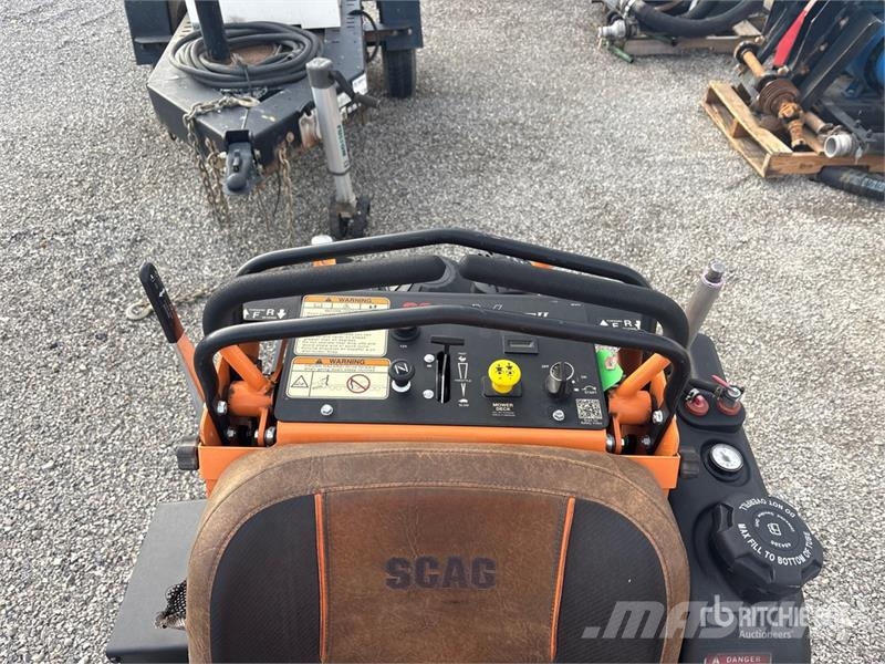 Scag V-Ride II Advantag 4x2 Stand-On 36 in Lawn Mower Kosiarki ogrodowe