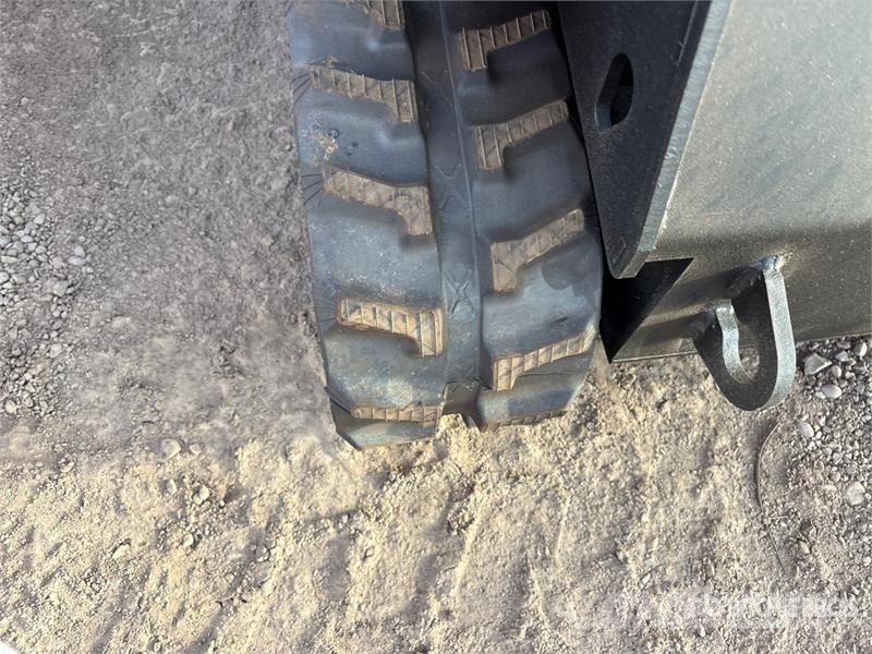 SDLOOL SL-1050K Mini Compact Track Loader (Unused) Kompaktlastere