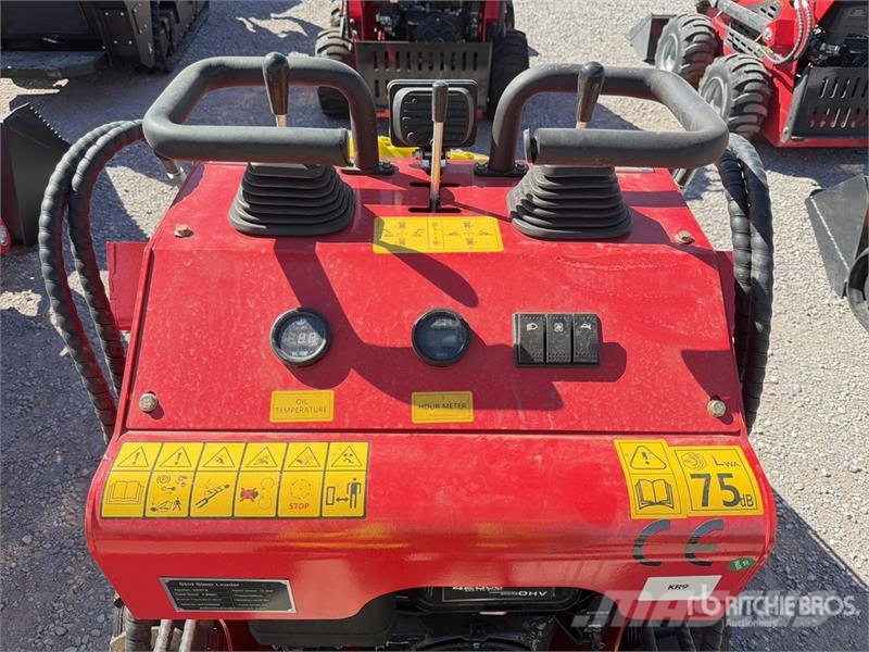 SDLOOL SL-323TZ Mini Skid Steer Loader (Unused) Lietoti riteņu kompaktiekrāvēji