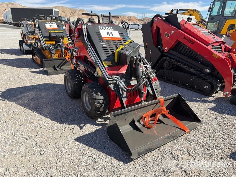 SDLOOL SL-323TZ Mini Skid Steer Loader (Unused) Lietoti riteņu kompaktiekrāvēji