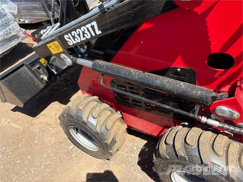 SDLOOL SL-323TZ Mini Skid Steer Loader (Unused) Skid steer mini nakladalci