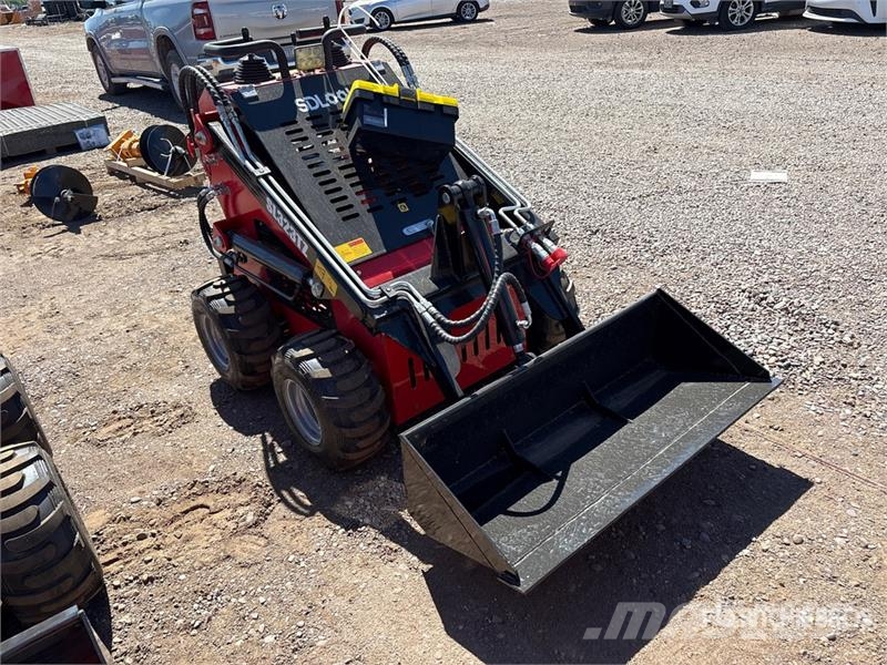 SDLOOL SL-323TZ Mini Skid Steer Loader (Unused) Skid steer mini nakladalci