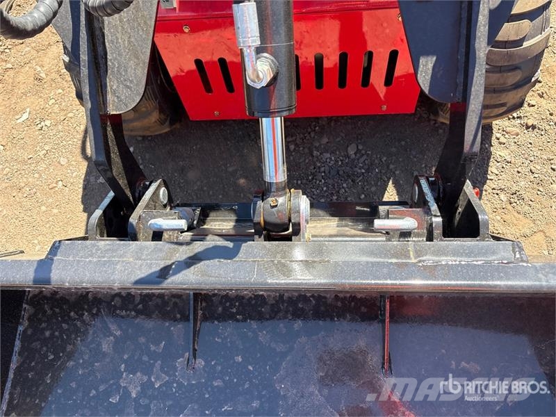 SDLOOL SL-323TZ Mini Skid Steer Loader (Unused) Skid steer mini nakladalci